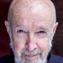 Alan David 飾演 Mr Greeley