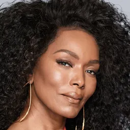 安琪拉貝茜 - Making Mission: Impossible - A 10 News First Special演員 飾演Self