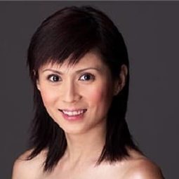 潘玲玲 飾演 Joyce