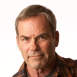 麥特·邁金賽 飾演 Major Elliot (voice)