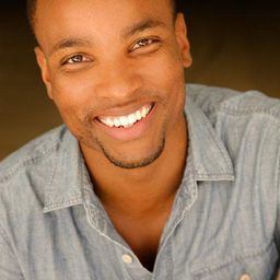 Carlton Byrd 飾演 John