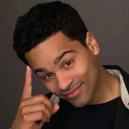 伊凡·維雷茲 (Flipz) 飾演 Flipz