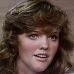 Lorie Griffin 飾演 Pamela Wells