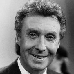 Peter Alexander - Das Liebeskarussell演員 飾演Peter Sommer