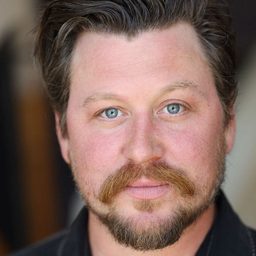 Preston Flagg 飾演 Brad