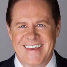 Ben L. McCain - Love Chronicles: Secrets Revealed演員 飾演Doctor