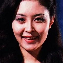 名代杏子 飾演 Marin