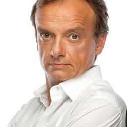 Gianluca Guidi 飾演 Ludovico Arbus