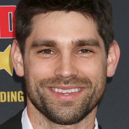 Justin Gaston - 重逢協奏曲演員 飾演Shane