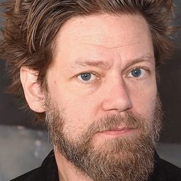 Geoff Marslett 飾演 Casey's Dad