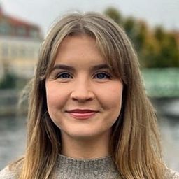 Linnea Cart-Lamy 飾演 Linnea