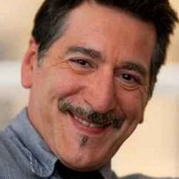 Fabrizio Contri 飾演 Produttore Televisivo