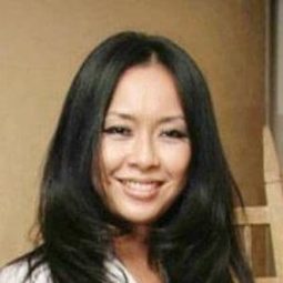 瑪雅哈桑 飾演 Maya