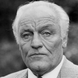 Charles Gray - The Tichborne Claimant演員 飾演Arundell