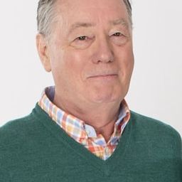 Jeff Rawle 飾演 Plantagenet