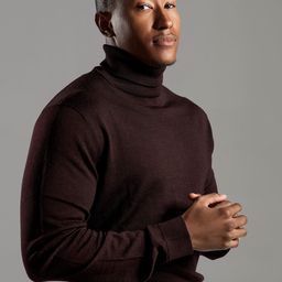 博杭·摩柯 飾演 Lunga