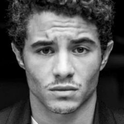 山米·薩格爾 飾演 Kader