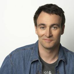 Derek Riddell 飾演 William Baxter