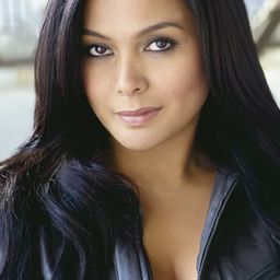 珍·麥克林 飾演 Brenda