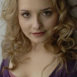 Jasmine Heikura 飾演 Annika Settegren (voice)