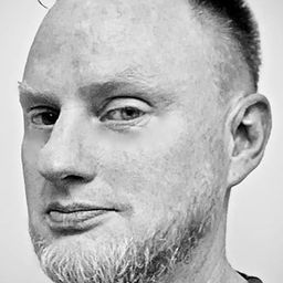 Robert Orr - 戰地傷痕編劇