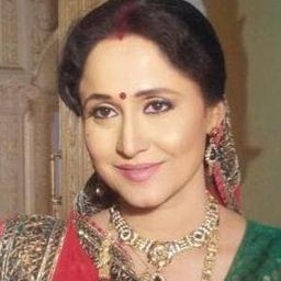 Nishigandha Wad 飾演 Ruhaana's Mother