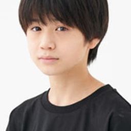 西山 蓮都 飾演 