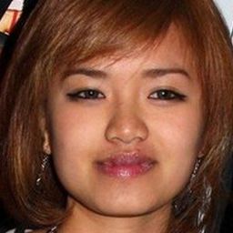 Jacquie Nguyen 飾演 Cynthia