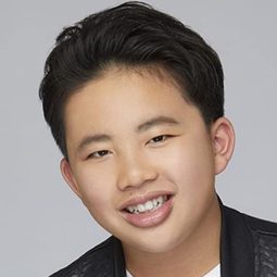 蔡丞恩 飾演 Peng (voice)