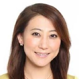 友近 - 花宵道中演員 飾演Madam of a Brothel