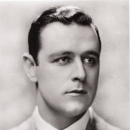 Edmund Burns - Golden Harvest演員 飾演Minor Role (uncredited)