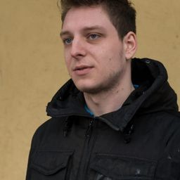 Stefano Rabatti 飾演 Liska