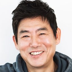 成東鎰 - 重返 20 歲：泡菜篇演員 飾演Ban Hyeon-cheol