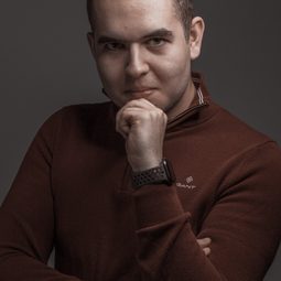 Bálint Győrfi - Falcatus導演