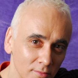 François du Bois 飾演 Sausalito Piano