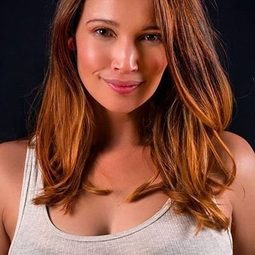 Monique Rockman - 醇愛戀曲演員 飾演Sahara