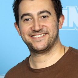 Vincent Martella 飾演 Robin / Jason Todd (voice)