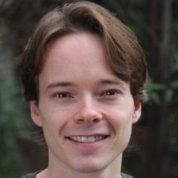 Kyle Love - Survival Skills演員 飾演Hoby