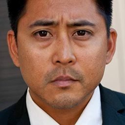 狄翁·巴斯科 飾演 Willy