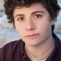 奧斯丁·薩傑 飾演 Blockchain Coltrane