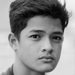 Jansen Magpusao 飾演 John Denver Cabungcal