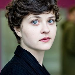 Annina Polivka - 以希魔的名義演員 飾演Erika