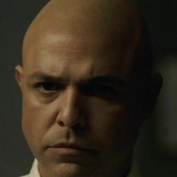 Armando Gutierrez 飾演 Nelson