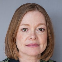 Robin Weaver - 冏男四賤客演員 飾演Pamela Cooper