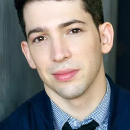 Coby Getzug - 友情歲月演員 飾演Bunker / Newscaster / Photographer