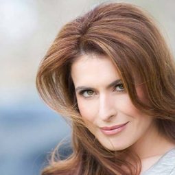 Kasha Fauscett 飾演 Jasmine