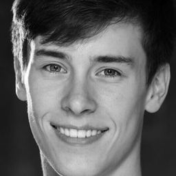 Calvin Richardson 飾演 Woodland Glade Cavalier