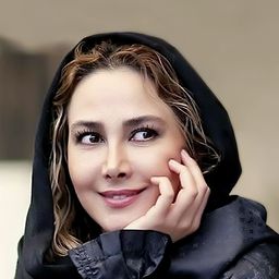 Anahita Ne'mati 飾演 