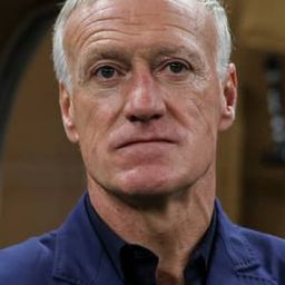 Didier Deschamps 飾演 Self