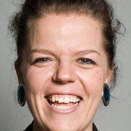 Else Kåss Furuseth 飾演 Toril